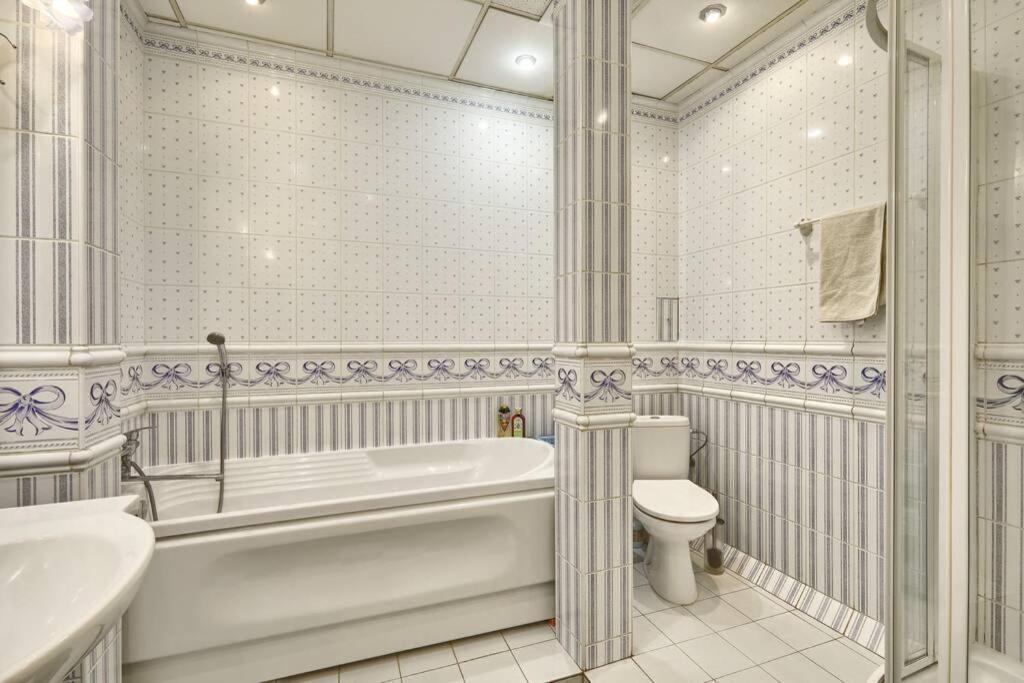 Apartment Near Bessarabsky Square Kiev Ngoại thất bức ảnh