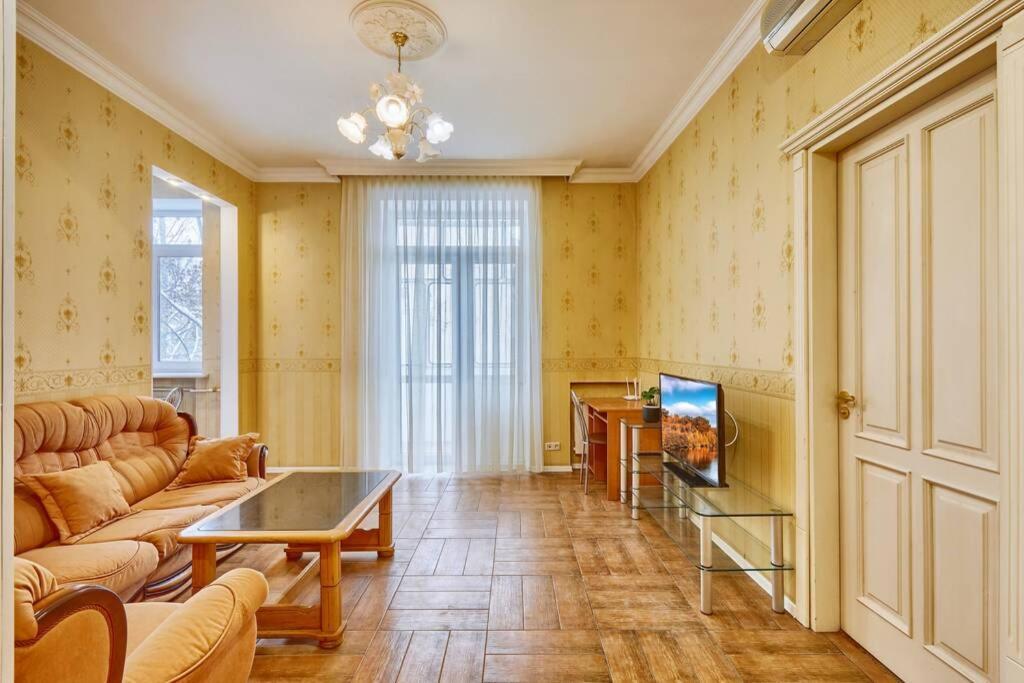 Apartment Near Bessarabsky Square Kiev Ngoại thất bức ảnh